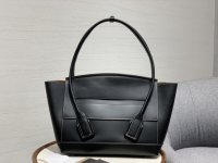 Bottega Veneta Handbag black