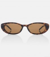 GucciCat-eye sunglasses