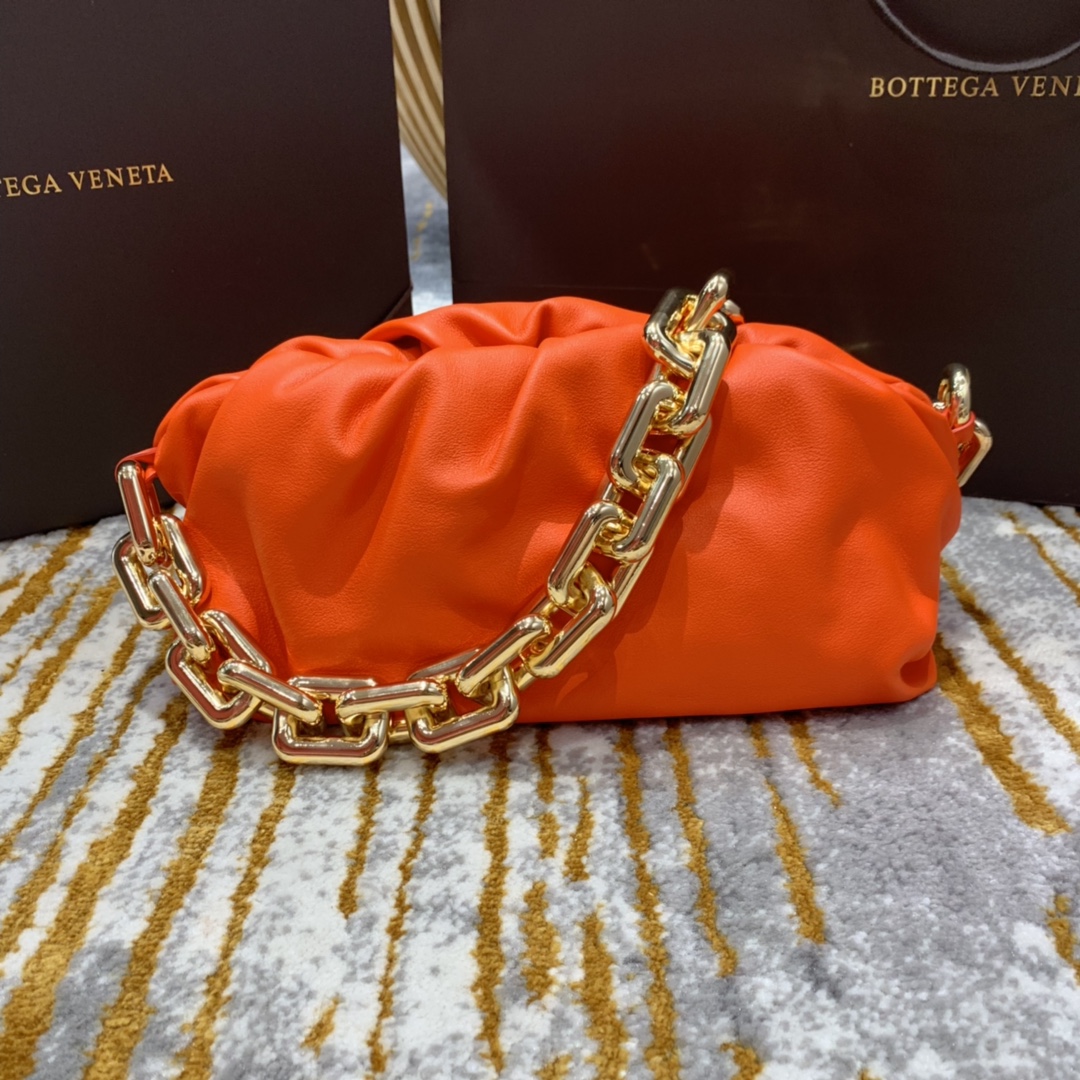 Bottega Veneta Handbag vermilion