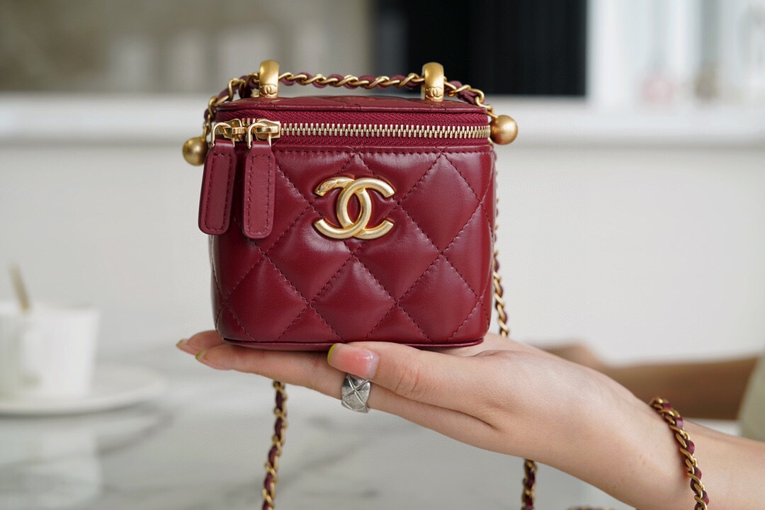 CHANEL Crossbody Bag burgundy color