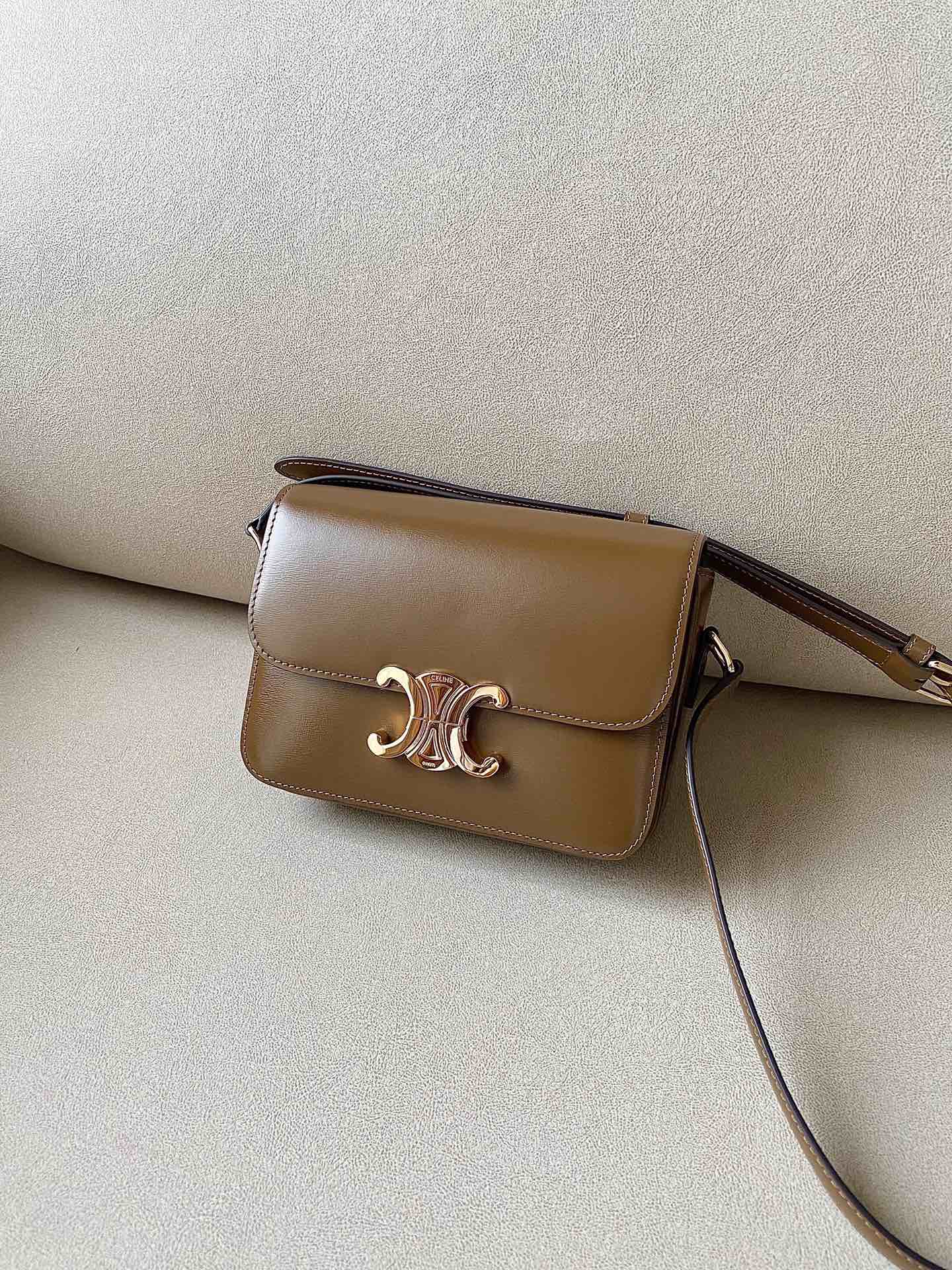 CELINE CROSSBODY BAG brown