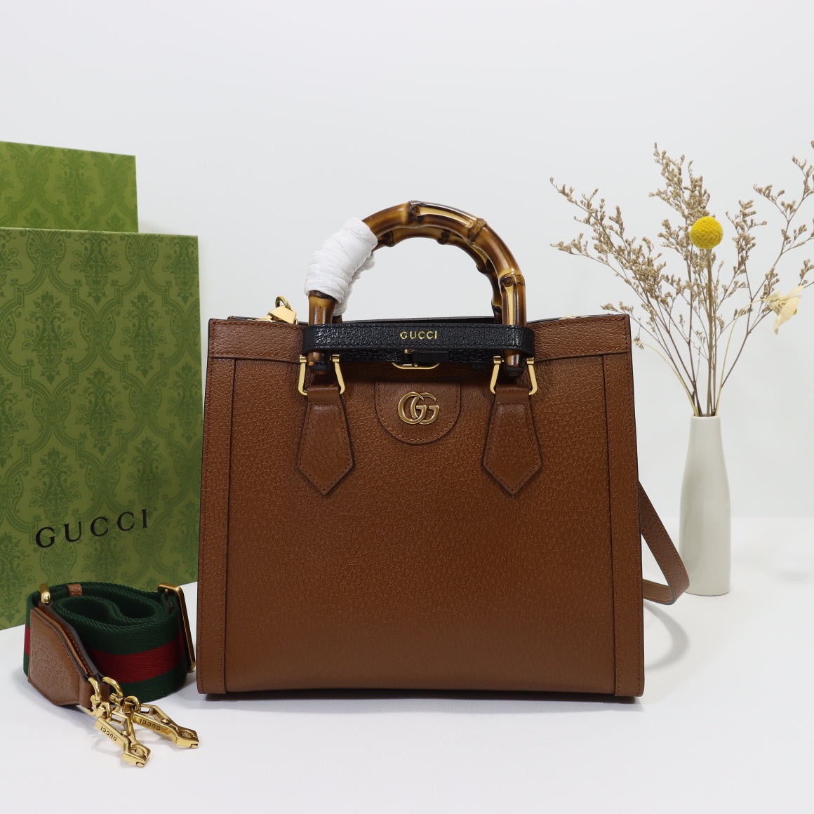 Gucci Diana Small Tote Bag (Brown) Gucci Diana Small Tote Bag (Brown)
