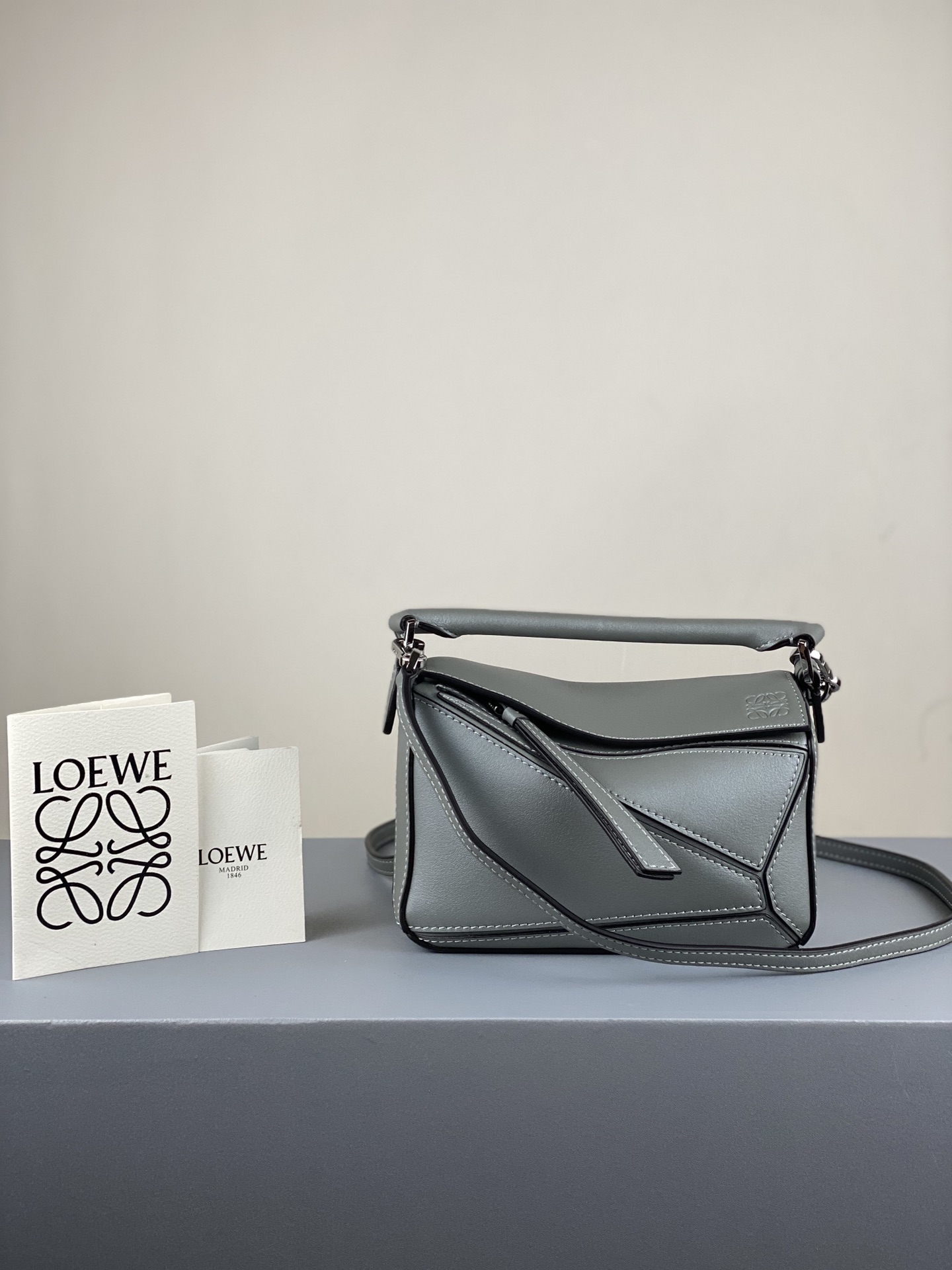 LOEWE HANDBAG blue-gray