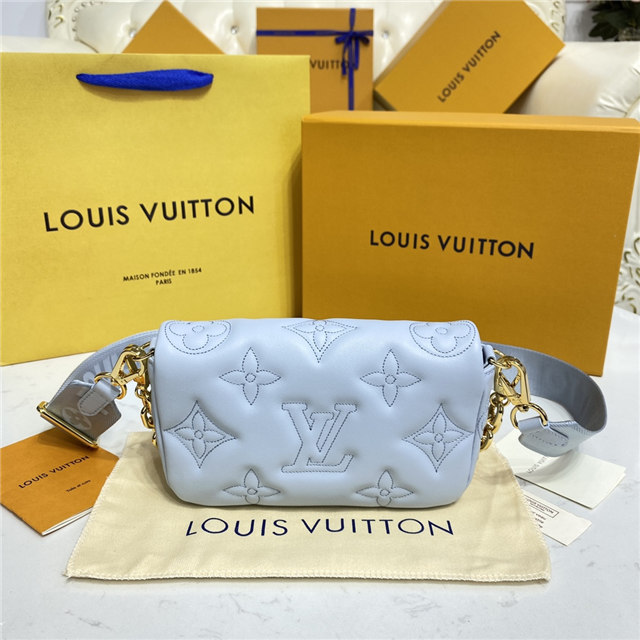 Louis Vuitton Wallet on Strap Bubblegram Blue Glacier Louis Vuitton Wallet on Strap Bubblegram Blue Glacier