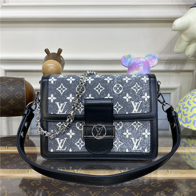 Louis Vuitton Dauphine MM Autres Toiles Monogram