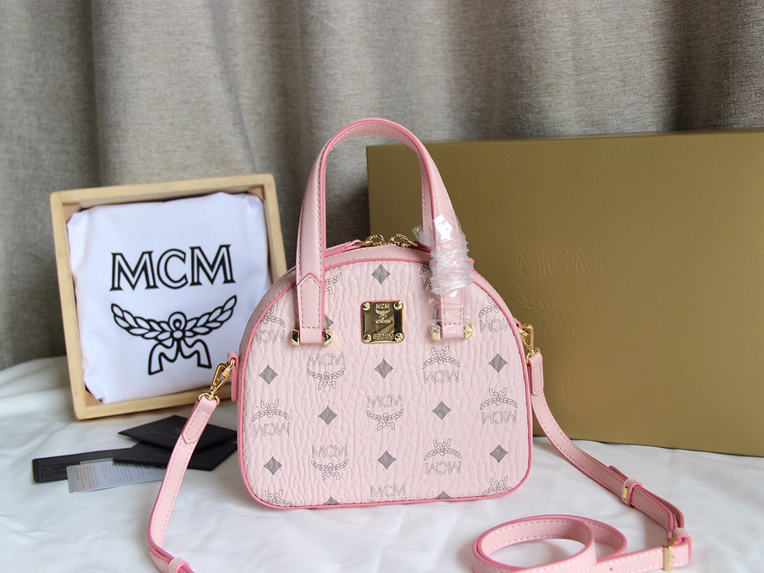 MCM WORLDWIDE HANDBAG pink