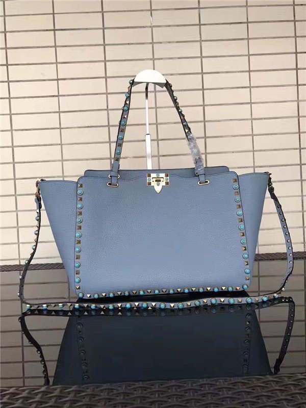 Valentino Rockstud Rolling Blue with turquoise stone