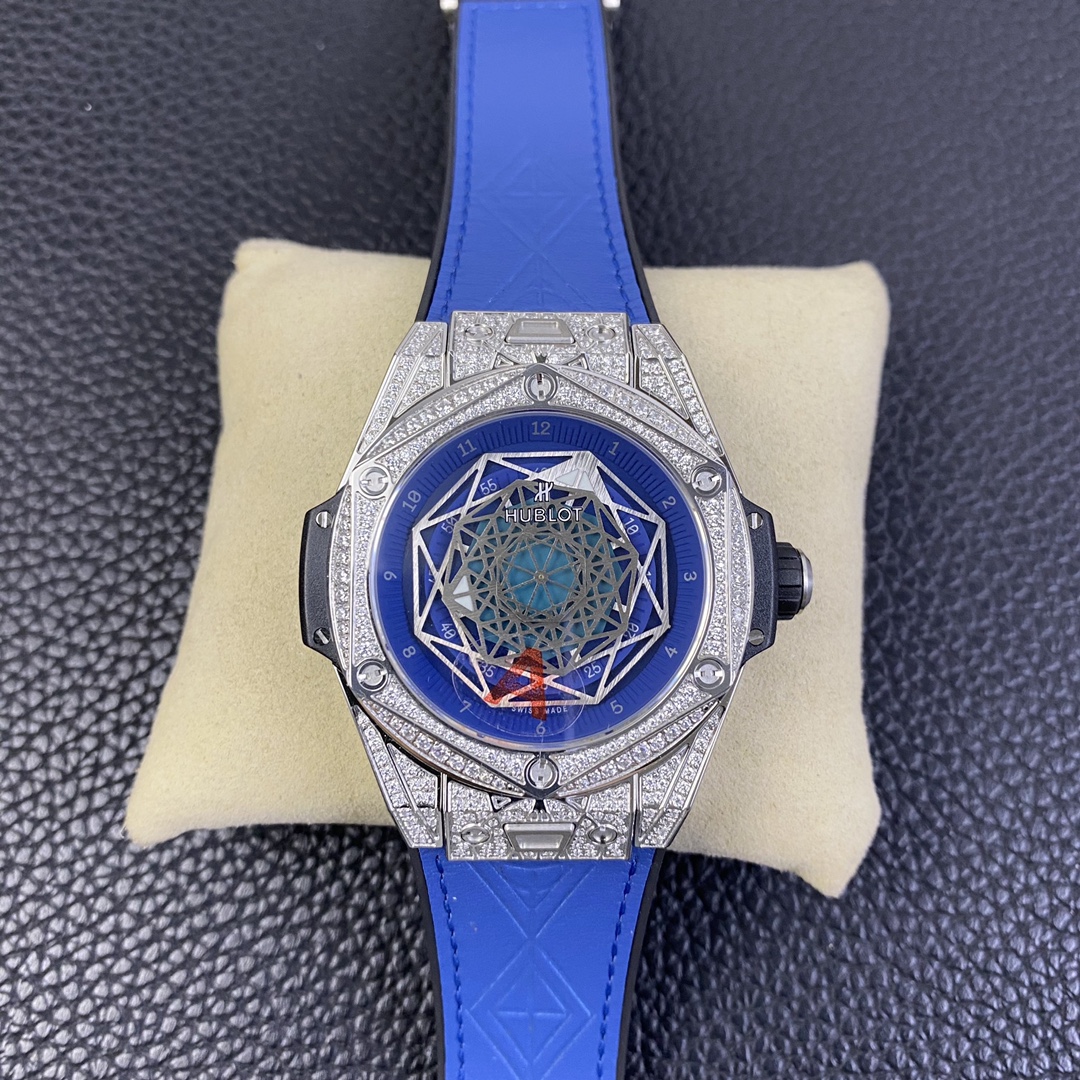 Hublot Big Bang Sang Bleu II Tattoo Watch