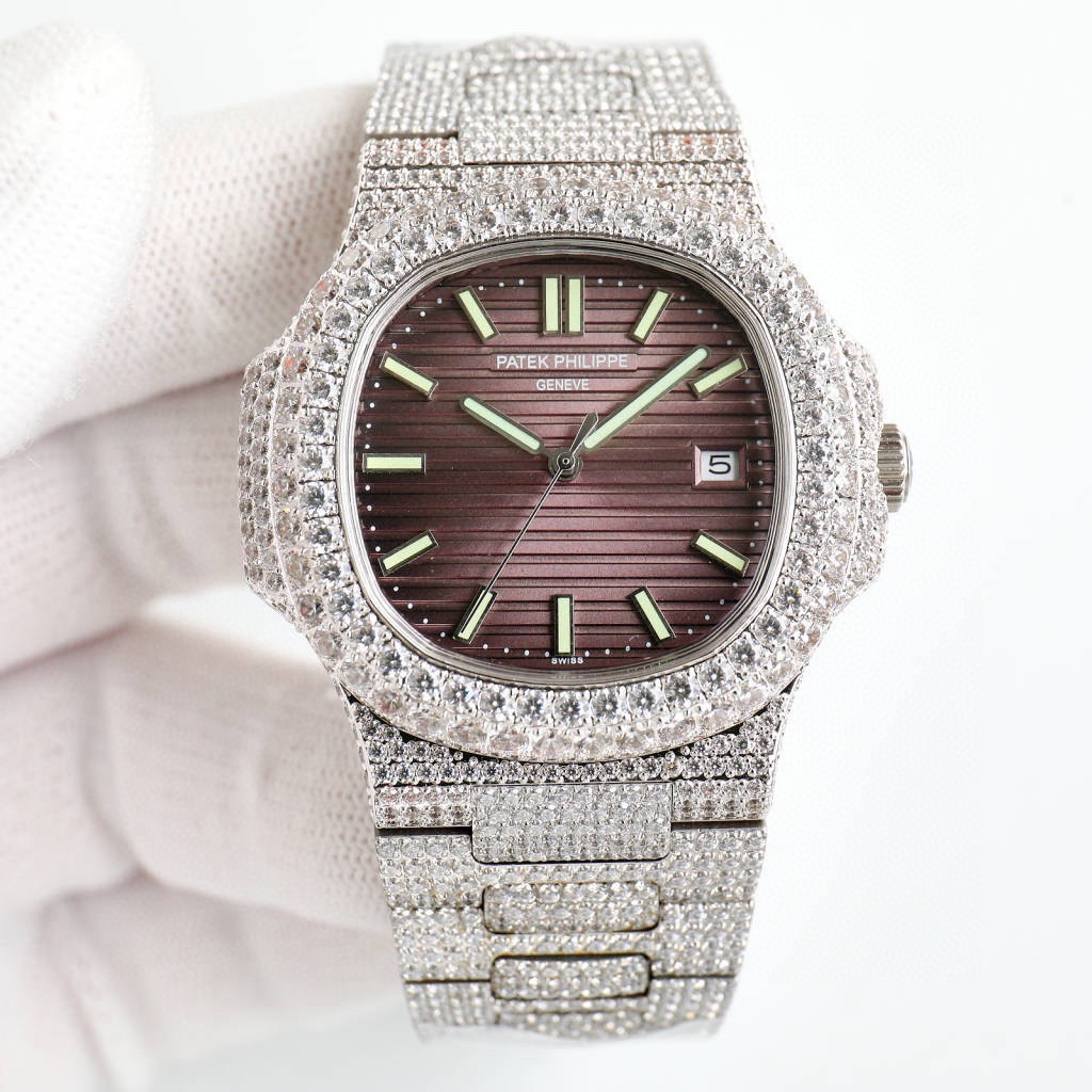 Patek Philippe Nautilus 5711 Platinum Watch Patek Philippe Nautilus 5711 Platinum Watch