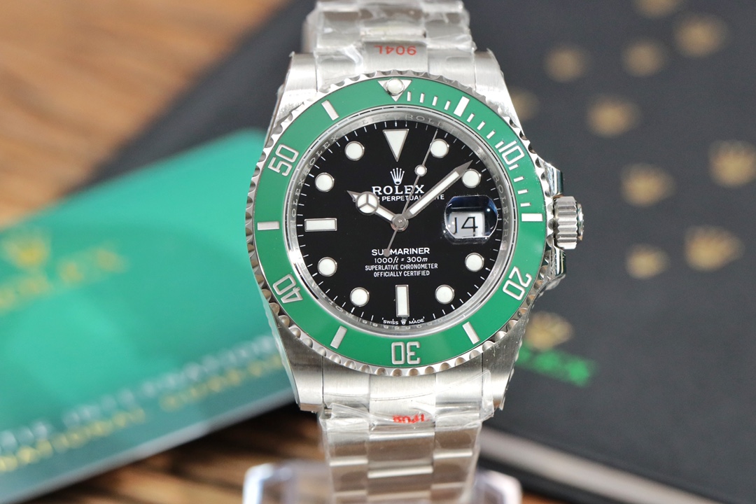 Rolex Submariner Classic 41 Series