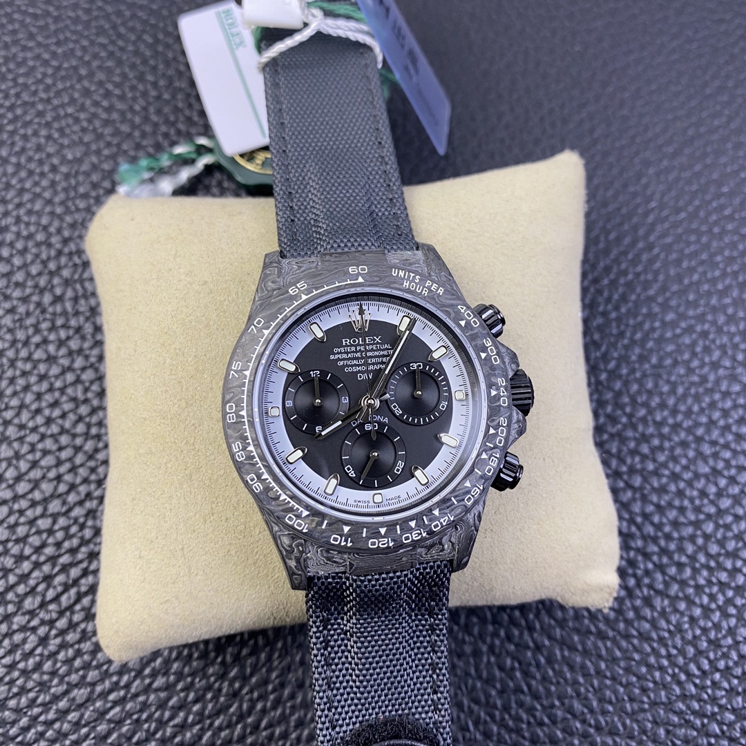 Rolex Cosmograph Daytona Carbon Fiber Custom Edition Rolex Cosmograph Daytona Carbon Fiber Custom Edition