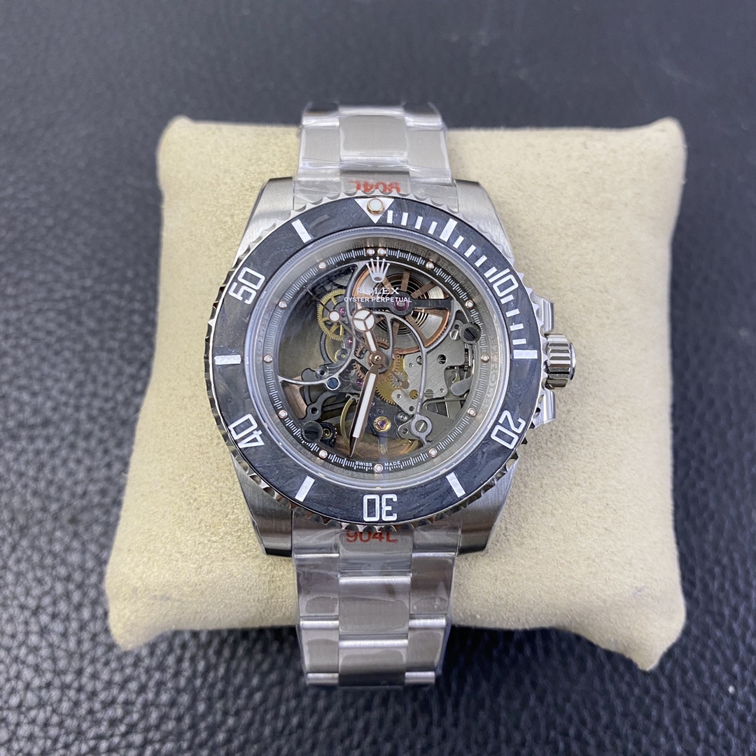 Rolex Submariner 40 Series, Skeletonized Movement Edition