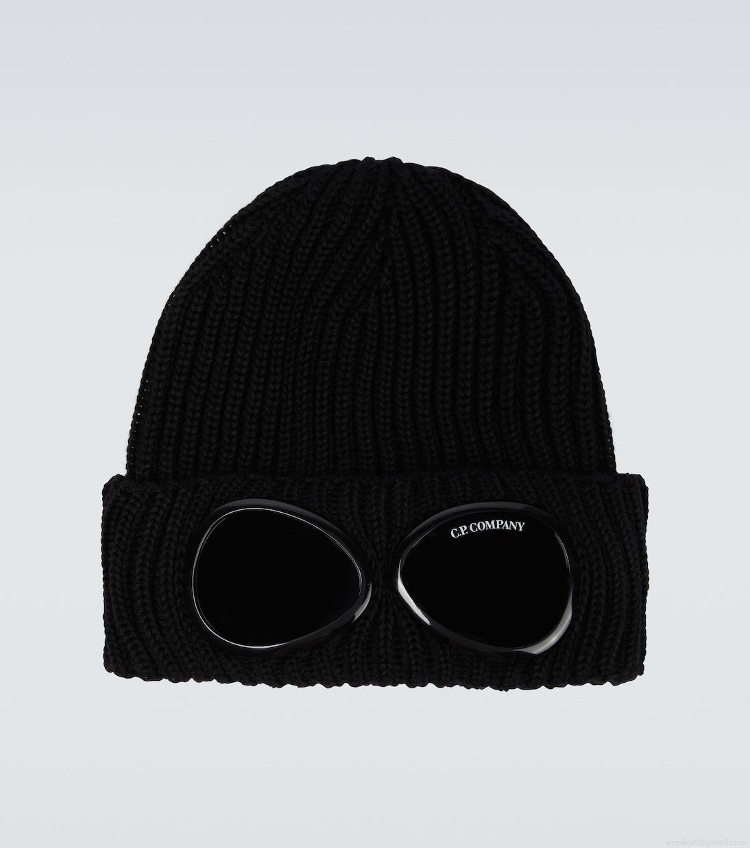 C.P. CompanyGoggle wool beanie