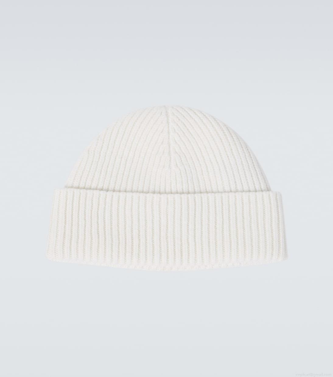 Ami ParisAmi de Cœur ribbed-knit wool beanie