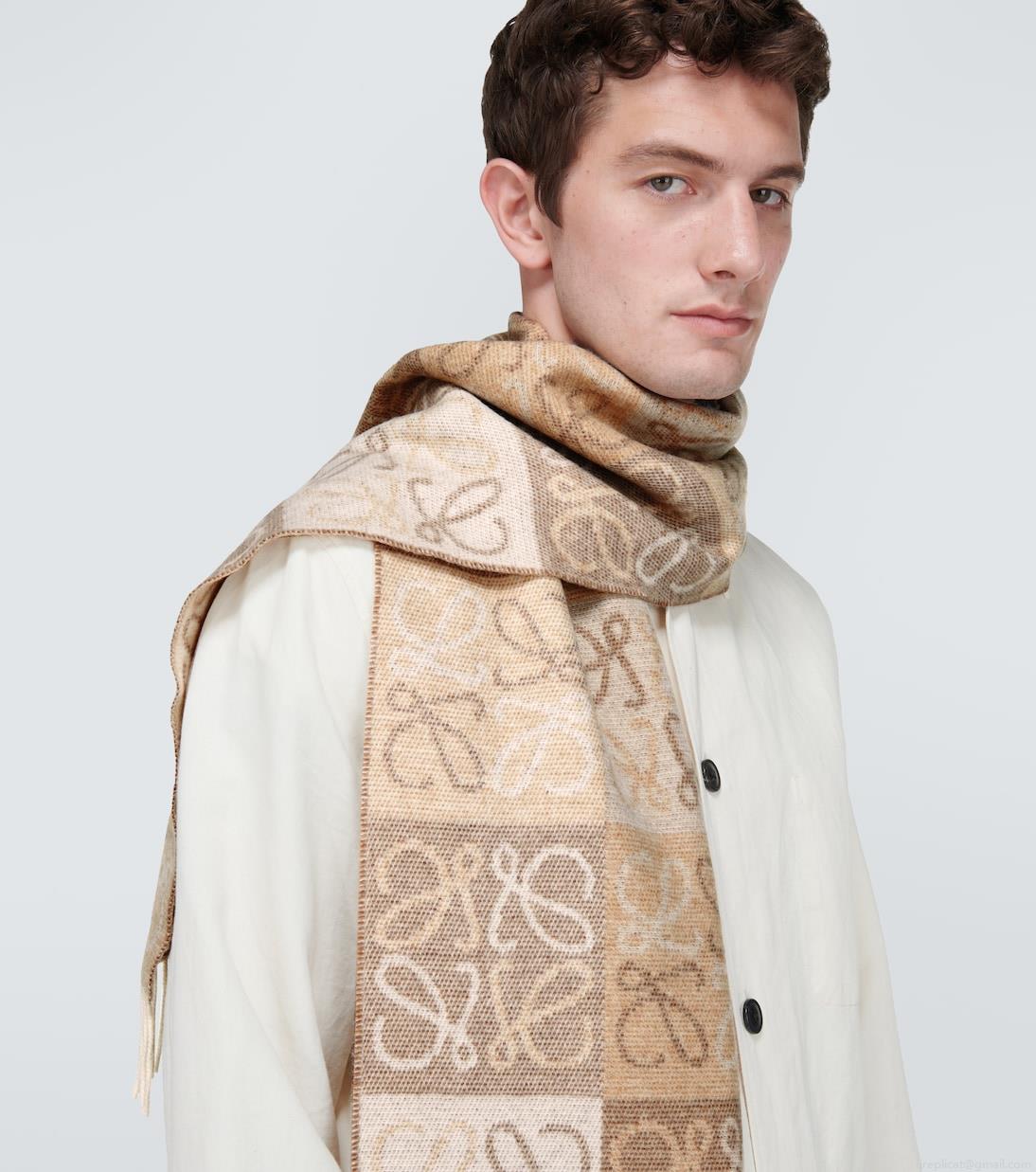 LoeweAnagram wool and cashmere scarf