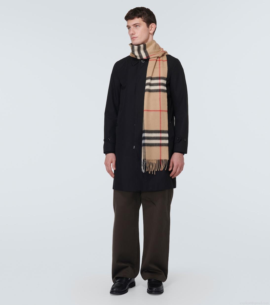 BurberryCashmere scarf