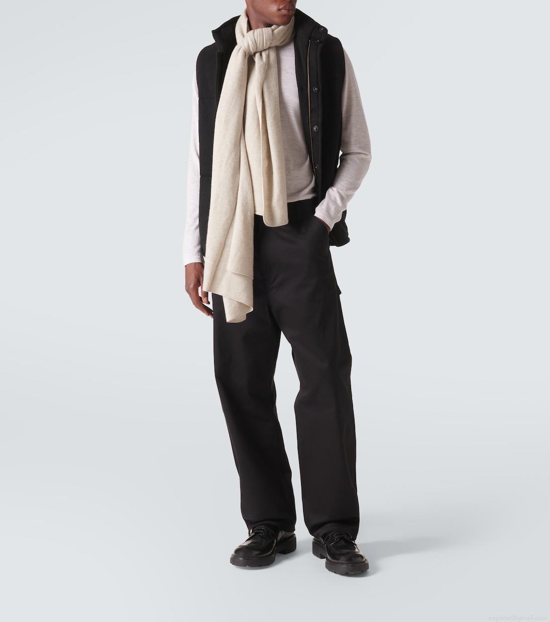 Le KashaMeribel cashmere scarf