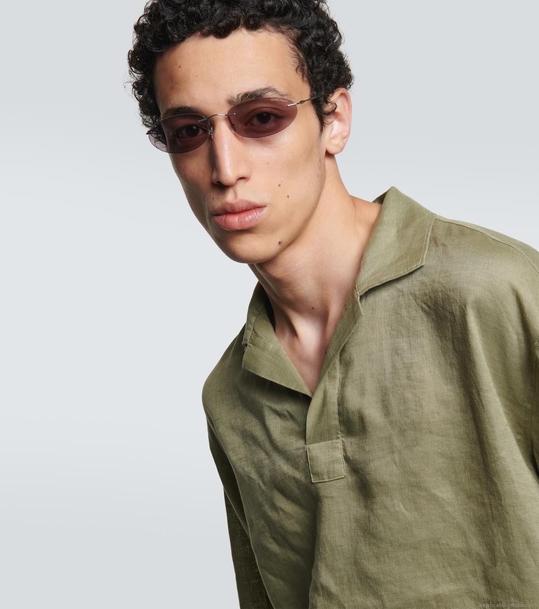 Giorgio ArmaniOval sunglasses