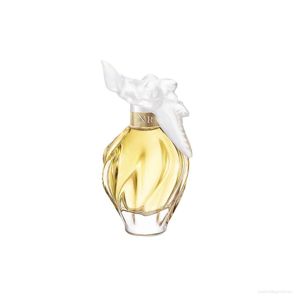 Perfume Nina Ricci L'Air Du Temps Feminino Eau de Toilette 50 ml Perfume Nina Ricci L'Air Du Temps Feminino Eau de Toilette 50 ml