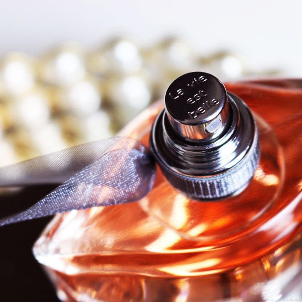 Perfume Lancôme La Vie Est Belle Feminino Eau de Parfum 75 ml Perfume Lancôme La Vie Est Belle Feminino Eau de Parfum 75 ml