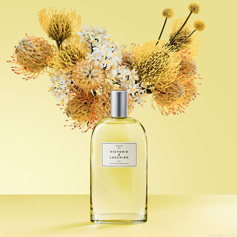 Perfume Victorio & Lucchino Magnolia Sensual Feminino Eau de Toilette 150 ml Perfume Victorio & Lucchino Magnolia Sensual Feminino Eau de Toilette 150 ml