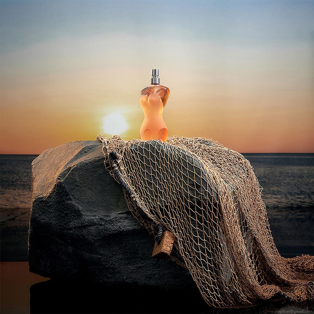 Perfume Jean Paul Gaultier Classique Feminino Eau de Toilette 100 ml Perfume Jean Paul Gaultier Classique Feminino Eau de Toilette 100 ml