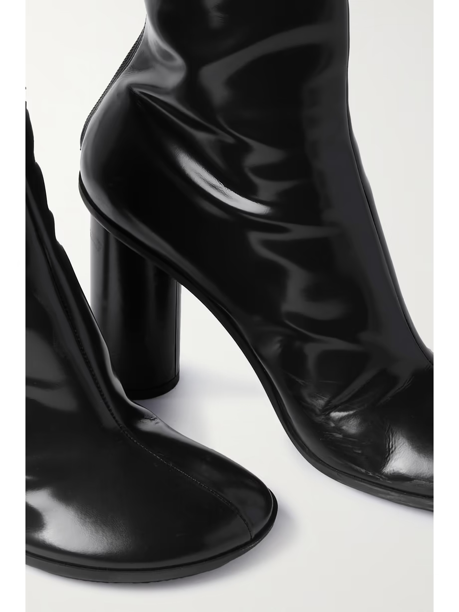 Latex knee boots