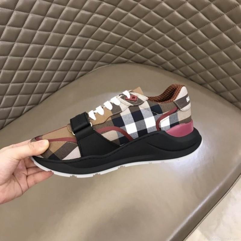 2022 Burberry Man low Cut 1216 Burberry sz38-44 1C n1002