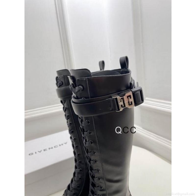 Givenchy short boots Woman Ts Givenchy sz35-42 3C XC1008