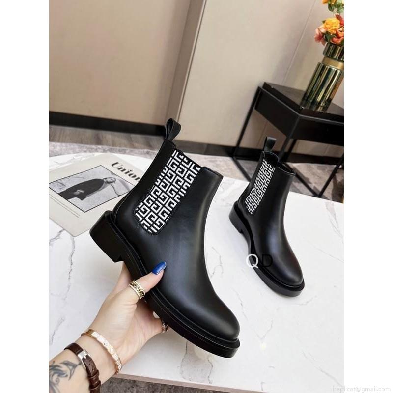 Givenchy short boots Woman Ts Givenchy sz35-41 1C GDT0904