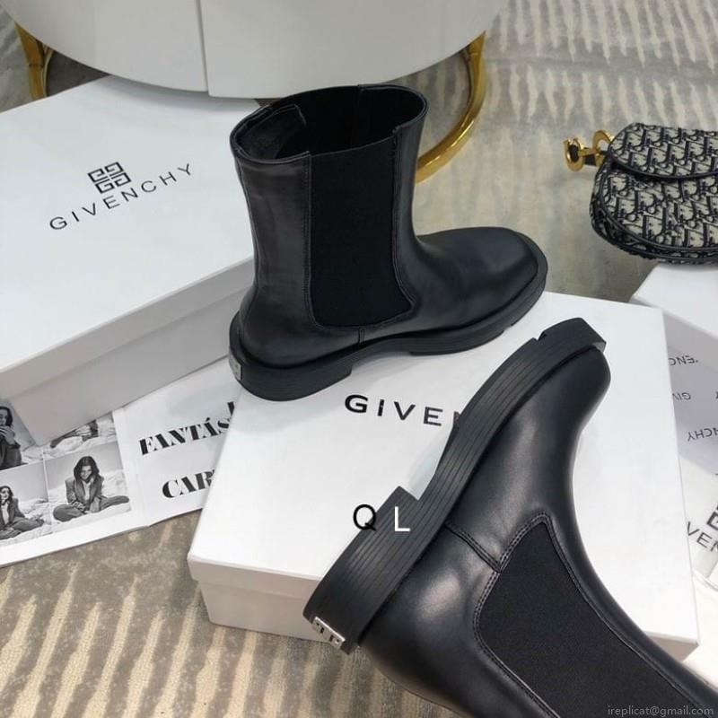 Givenchy short boots Woman Ts GIVENCHY 121109 sz35-40QL