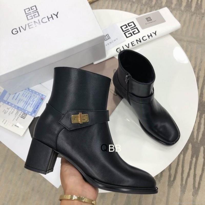 Givenchy short boots Woman Ts GIVENCHY 121102 sz35-40QL