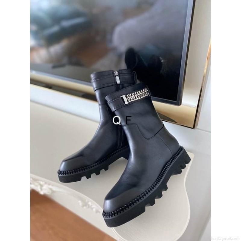 Givenchy short boots Woman Ts GIVENCHY 090406 sz35-39TF