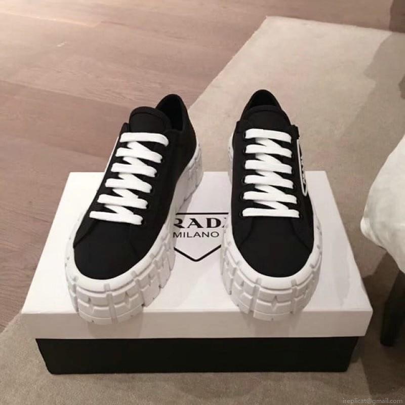 PRADA Women low Cut Feb 24 216214 SZ 35-40