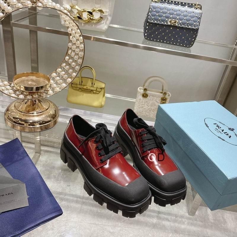 Prada casual Woman Ts Prada sz35-40 3C GDT1103