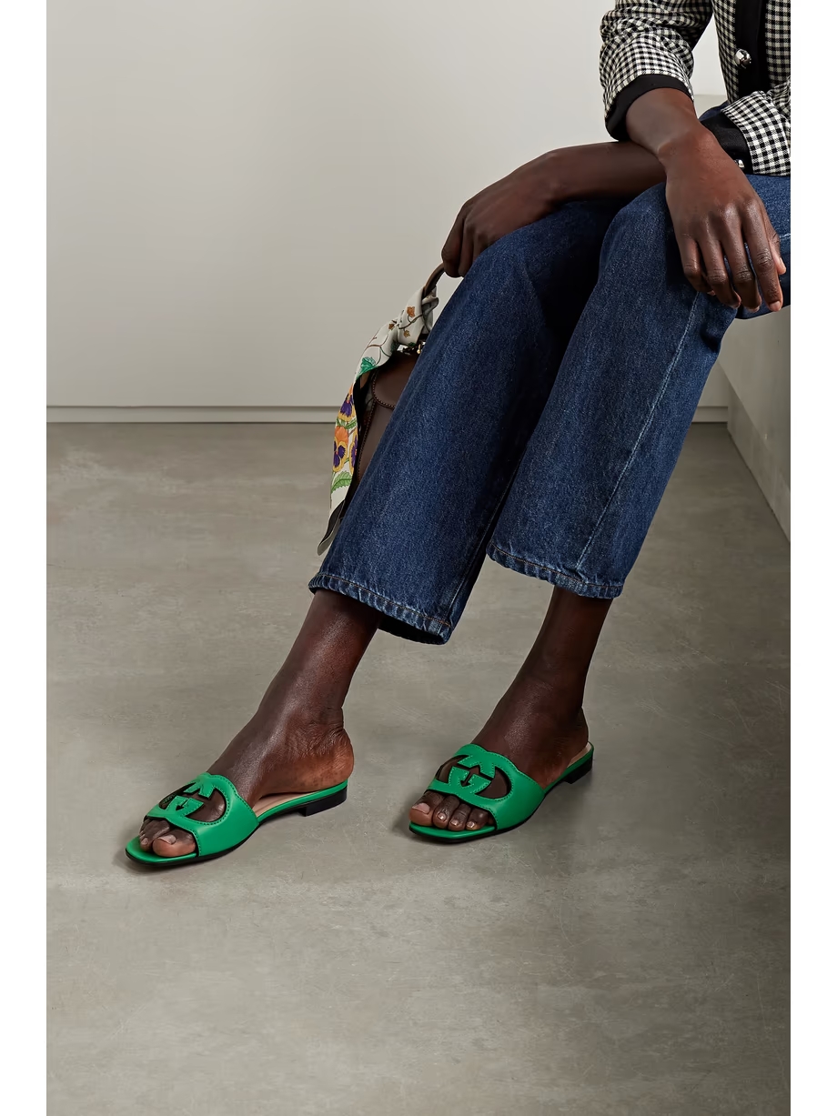 Cutout leather slides Cutout leather slides