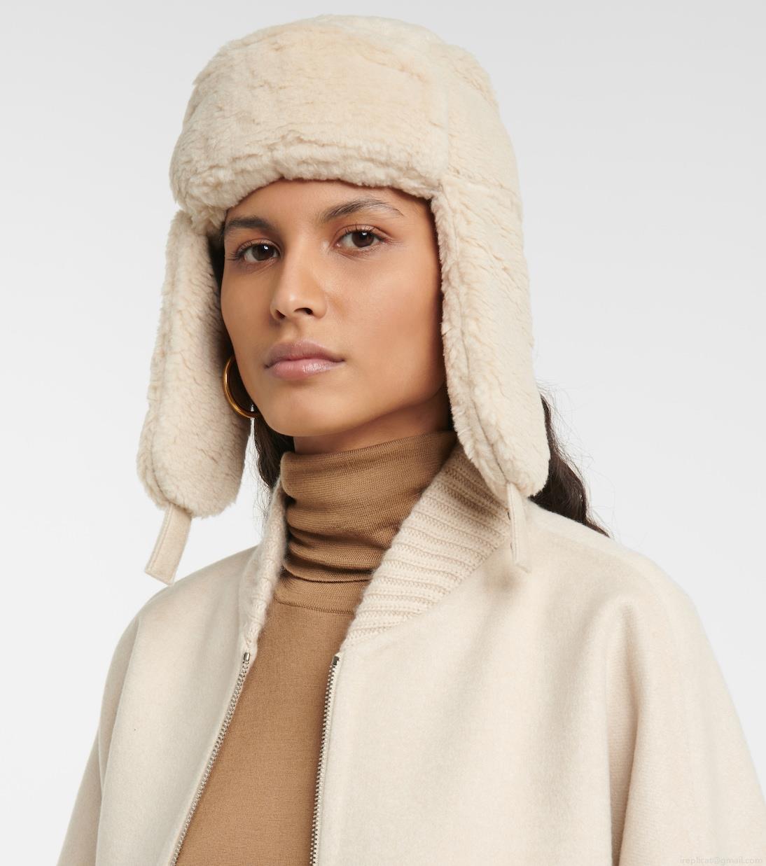 Loro PianaAlaskan cashmere and silk hat