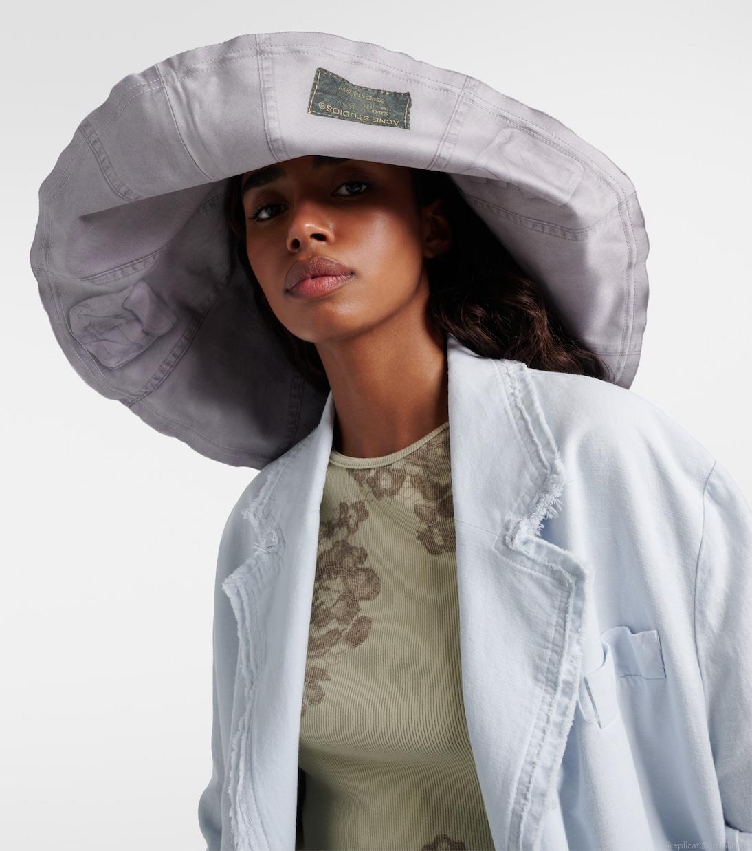 Acne StudiosOversized reversible cotton bucket hat