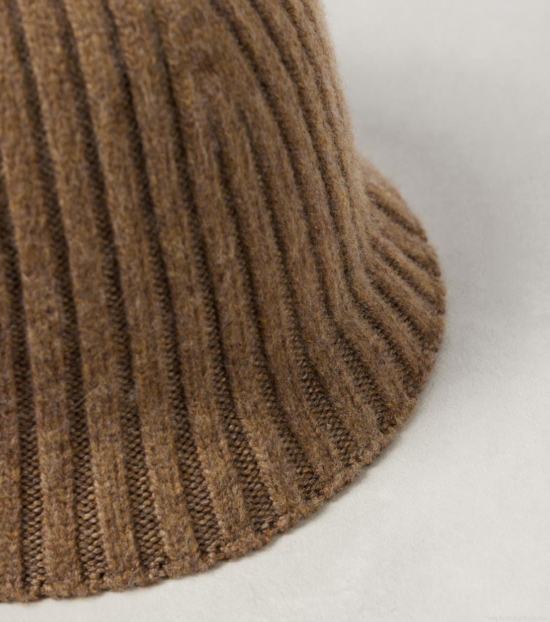 Loro PianaRibbed-knit cashmere-blend hat