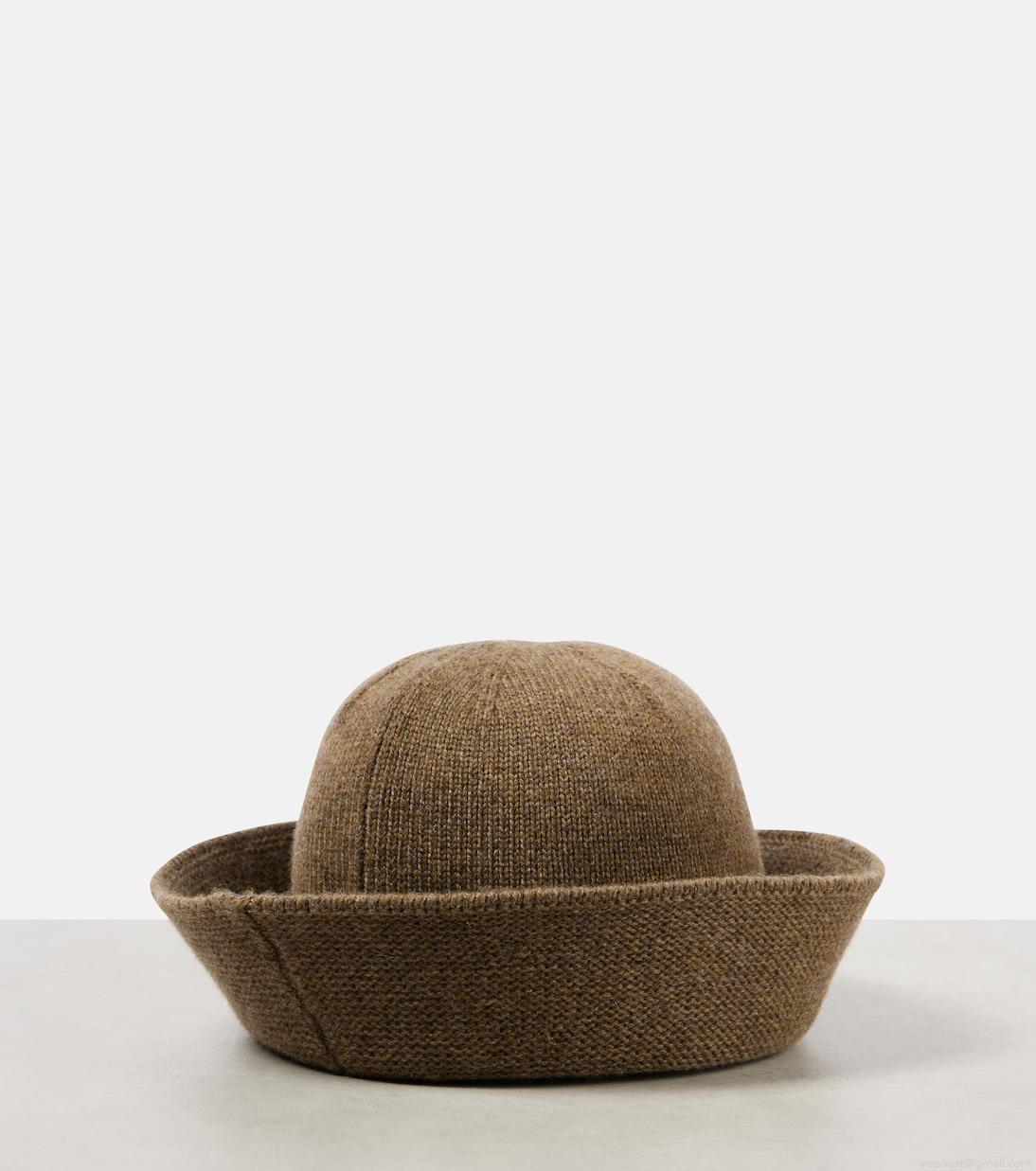 Loro PianaKnitted cashmere-blend bucket hat