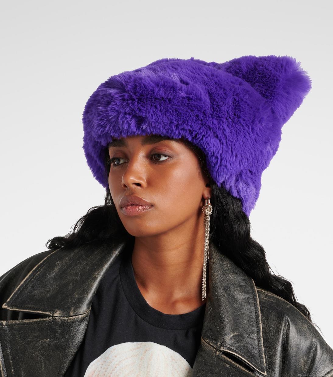 Acne StudiosFaux fur hat