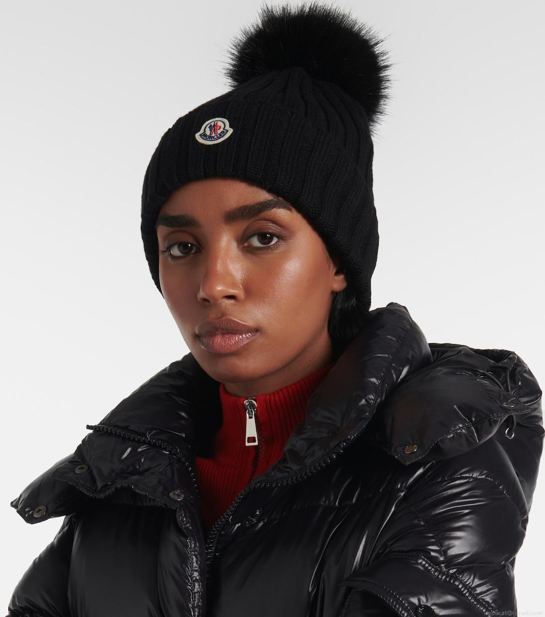 MonclerLogo faux fur-trimmed wool beanie