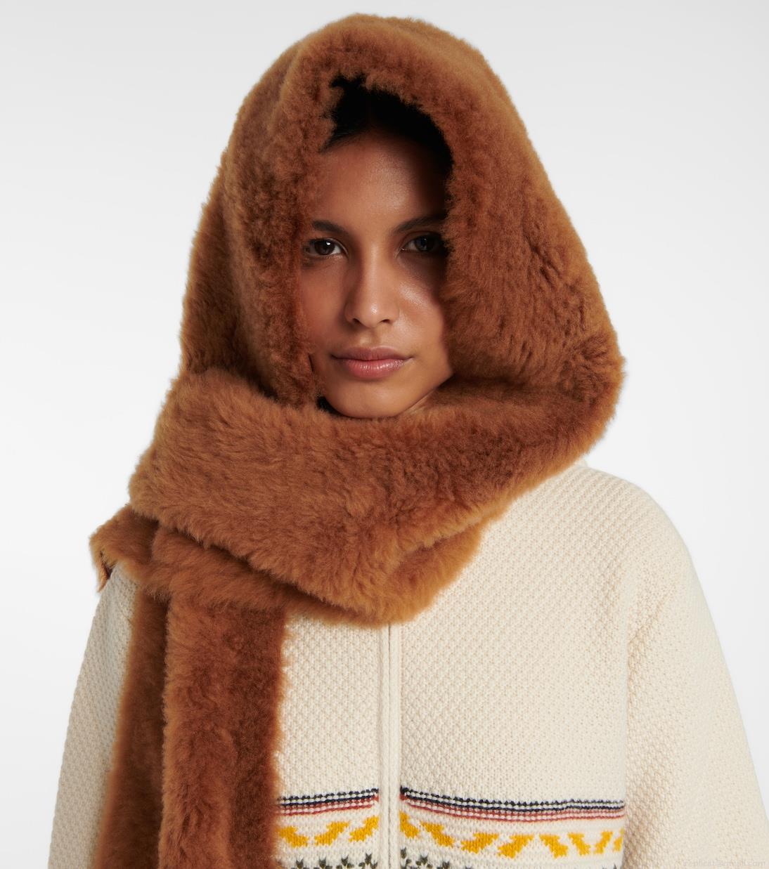 Loro PianaHooded shearling scarf