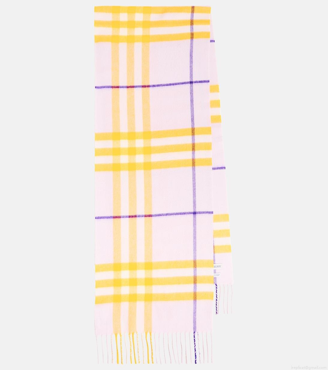 BurberryChecked wool scarf