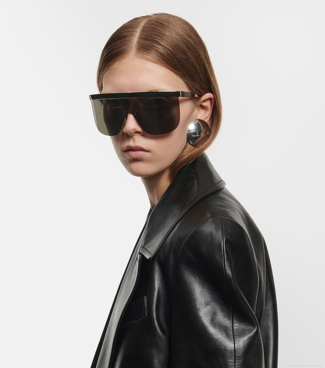 Celine EyewearOversized sunglasses