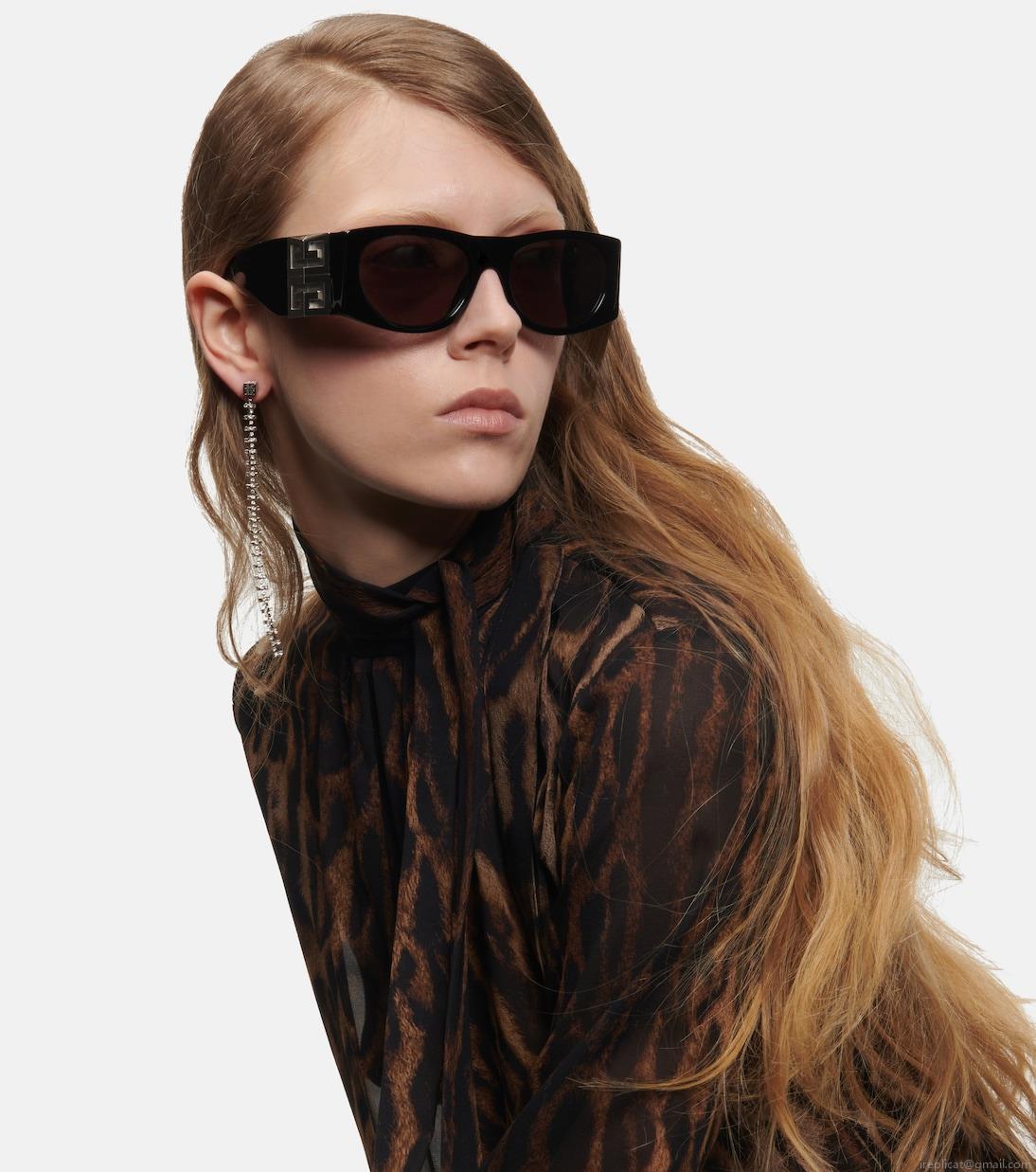 Givenchy4G rectangular sunglasses