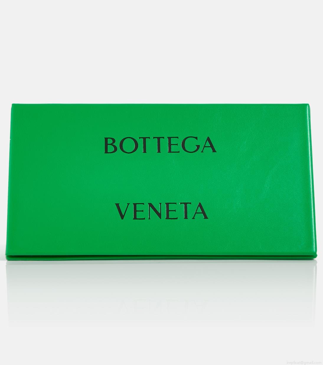 Bottega VenetaClassic oval sunglasses