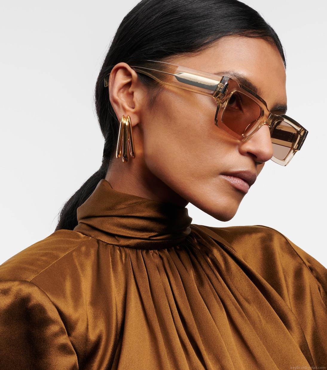 Saint LaurentSL 572 rectangular sunglasses Saint LaurentSL 572 rectangular sunglasses