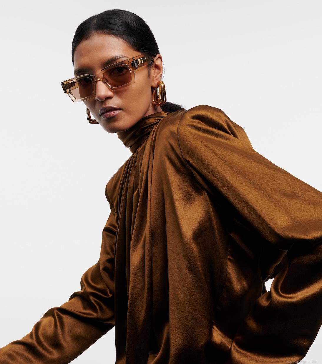 Saint LaurentSL 572 rectangular sunglasses Saint LaurentSL 572 rectangular sunglasses