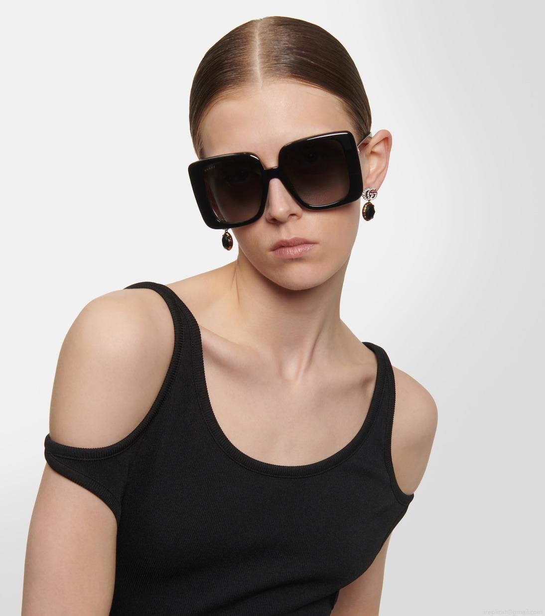GucciOversized square sunglasses GucciOversized square sunglasses